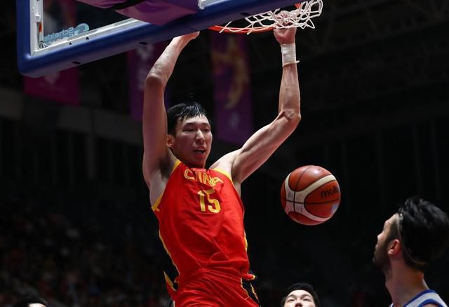 NBA单赛季连败纪录是26连败（76人和骑士），活塞接下来两场比赛将分别客场和主场连续面对篮网（东部第九）。